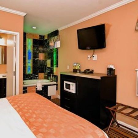 The Prince Hotel Tunkhannock Ngoại thất bức ảnh